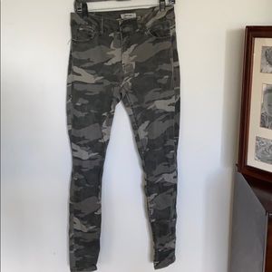 Refuge Camo Jeans